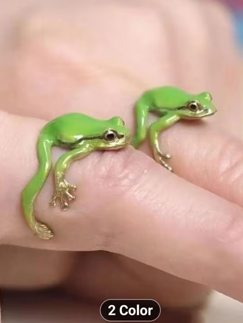 Green Frog Adjustable Ring - Enamel & Gold Tone